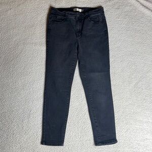 Never Dream Alone Jeans Stretchy Comfy Size  11 / 30